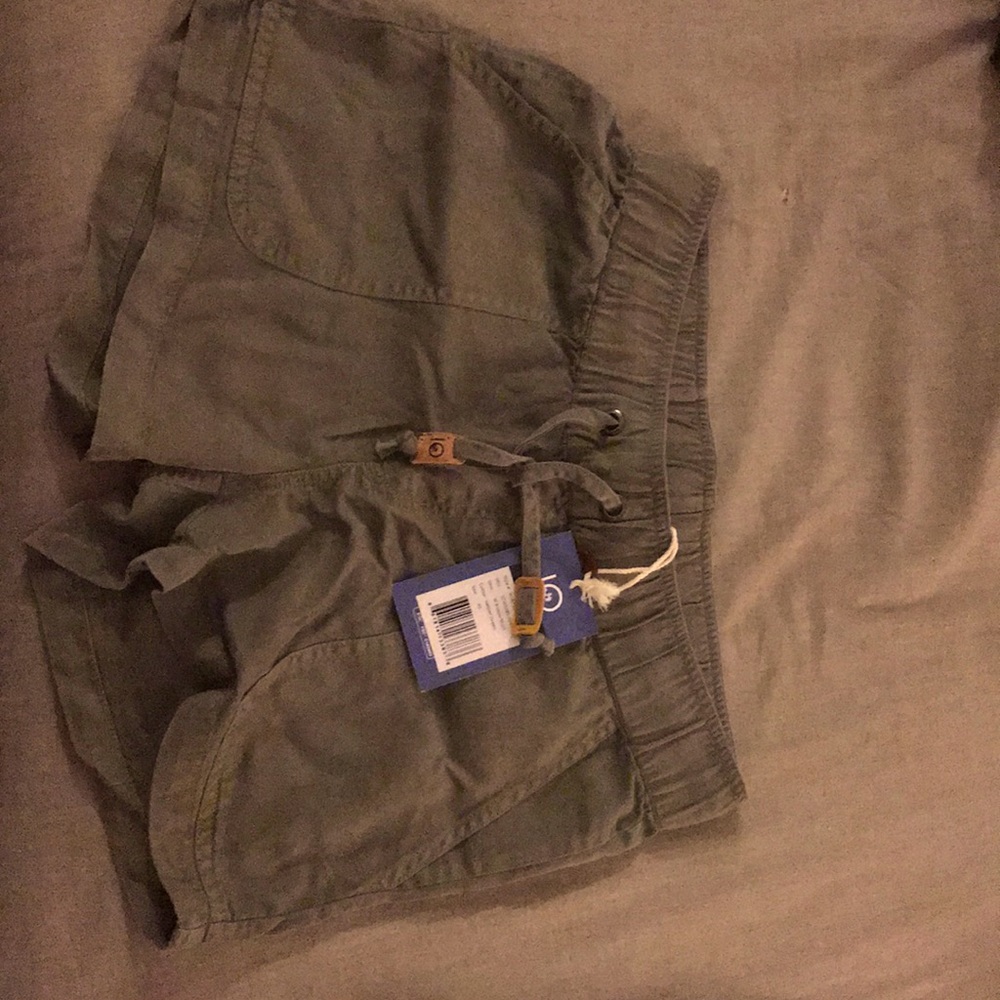Tentree Khaki shorts